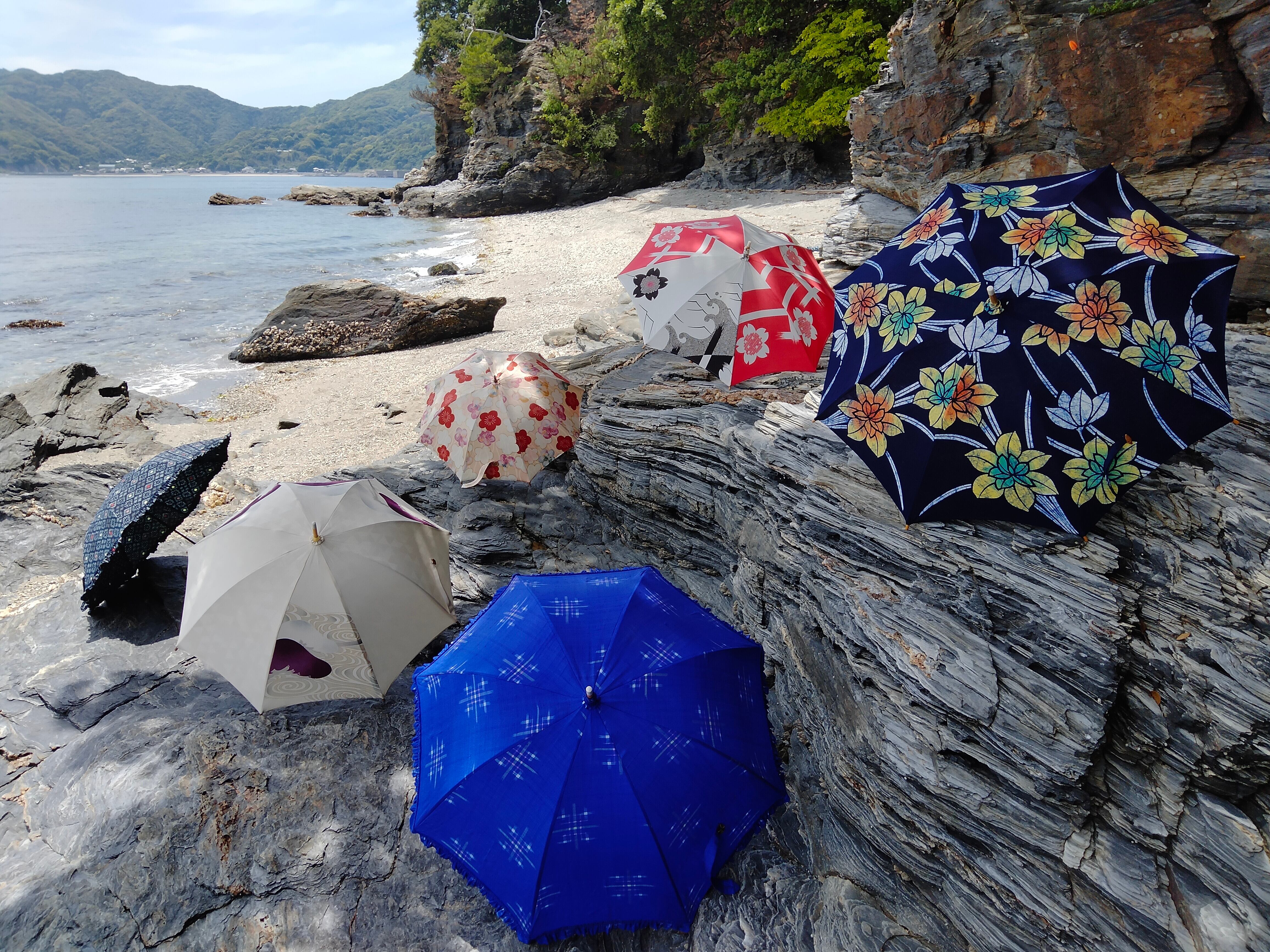 着物リメイク日傘＊梅の柄の小紋から作った日傘, Kimono upcycling