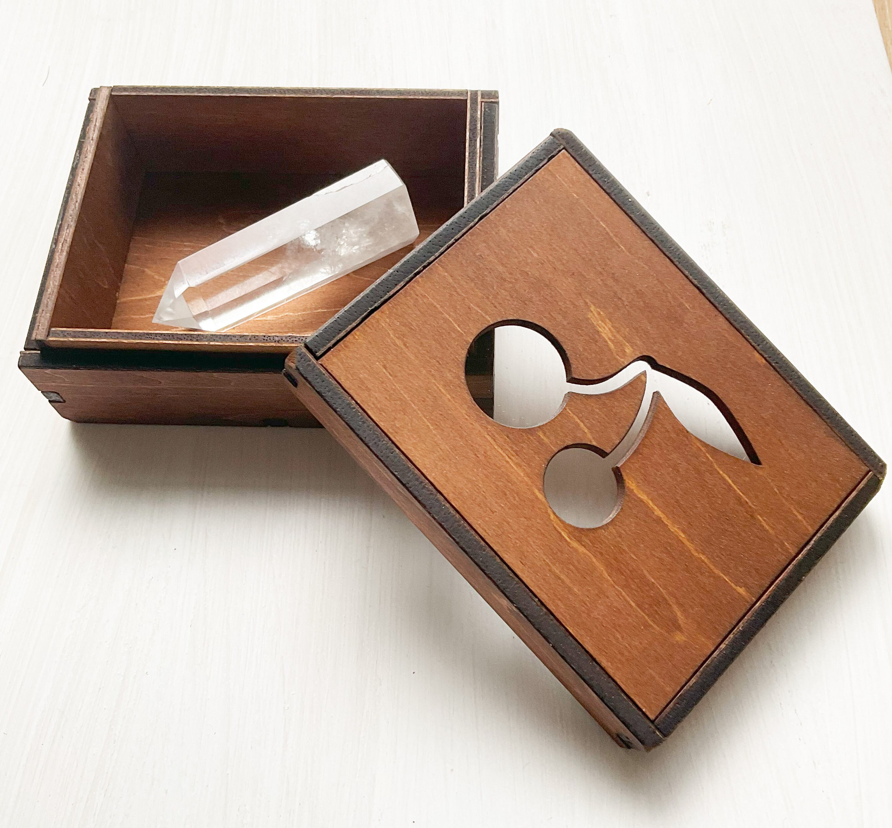 さくらんぼ：木箱】okajima-hutari oak color標本箱 アクセサリー