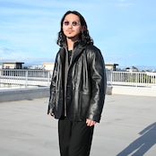 YASHIKI(ヤシキ)着回し抜群ハーフジップニット、普通に良いスラックスstyle2