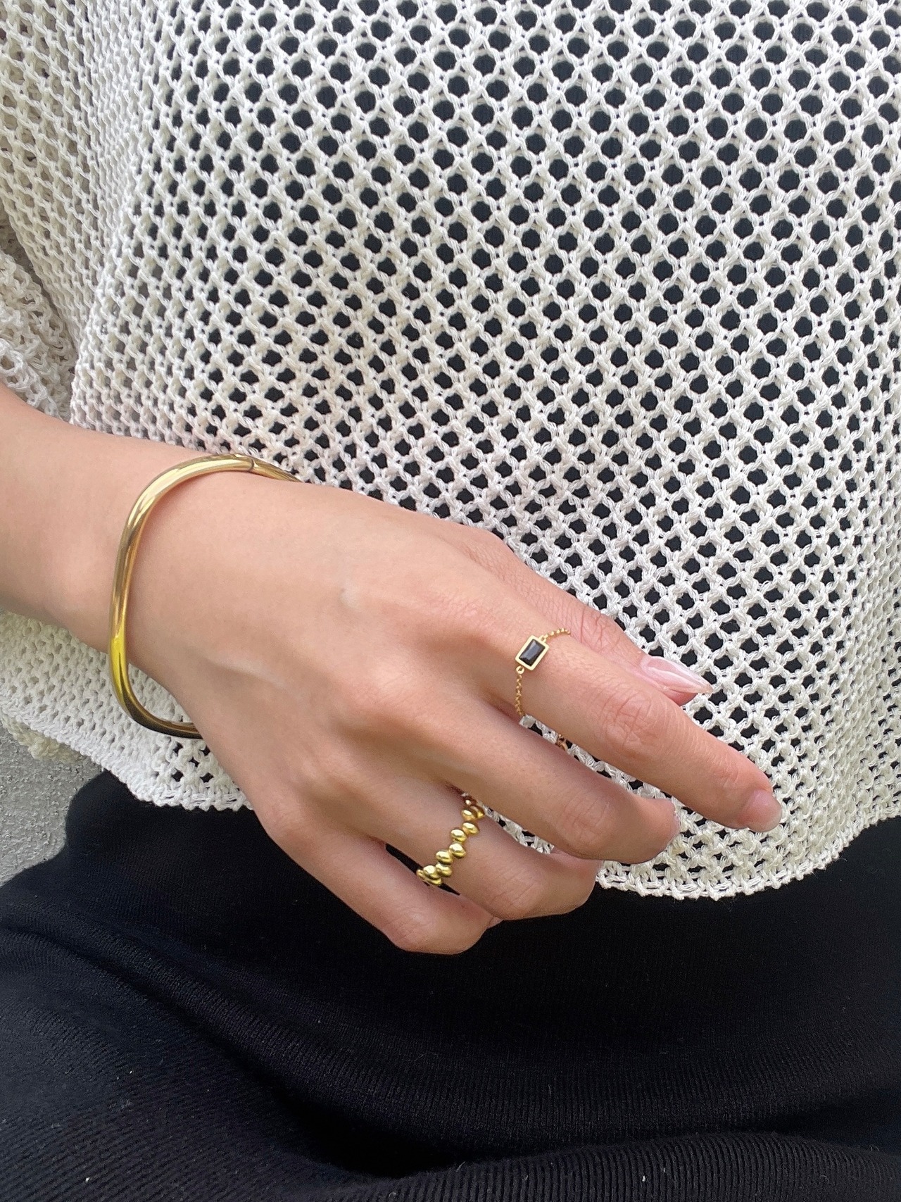 エフォートレスカーブバングル