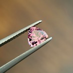 マラヤガーネット 5.5x5.5x3.4mm, 0.70ct, マダガスカル産