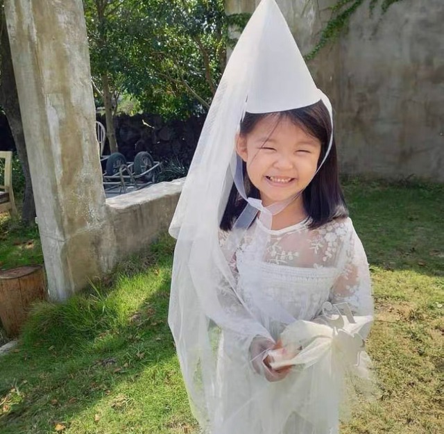 チュール付きハット