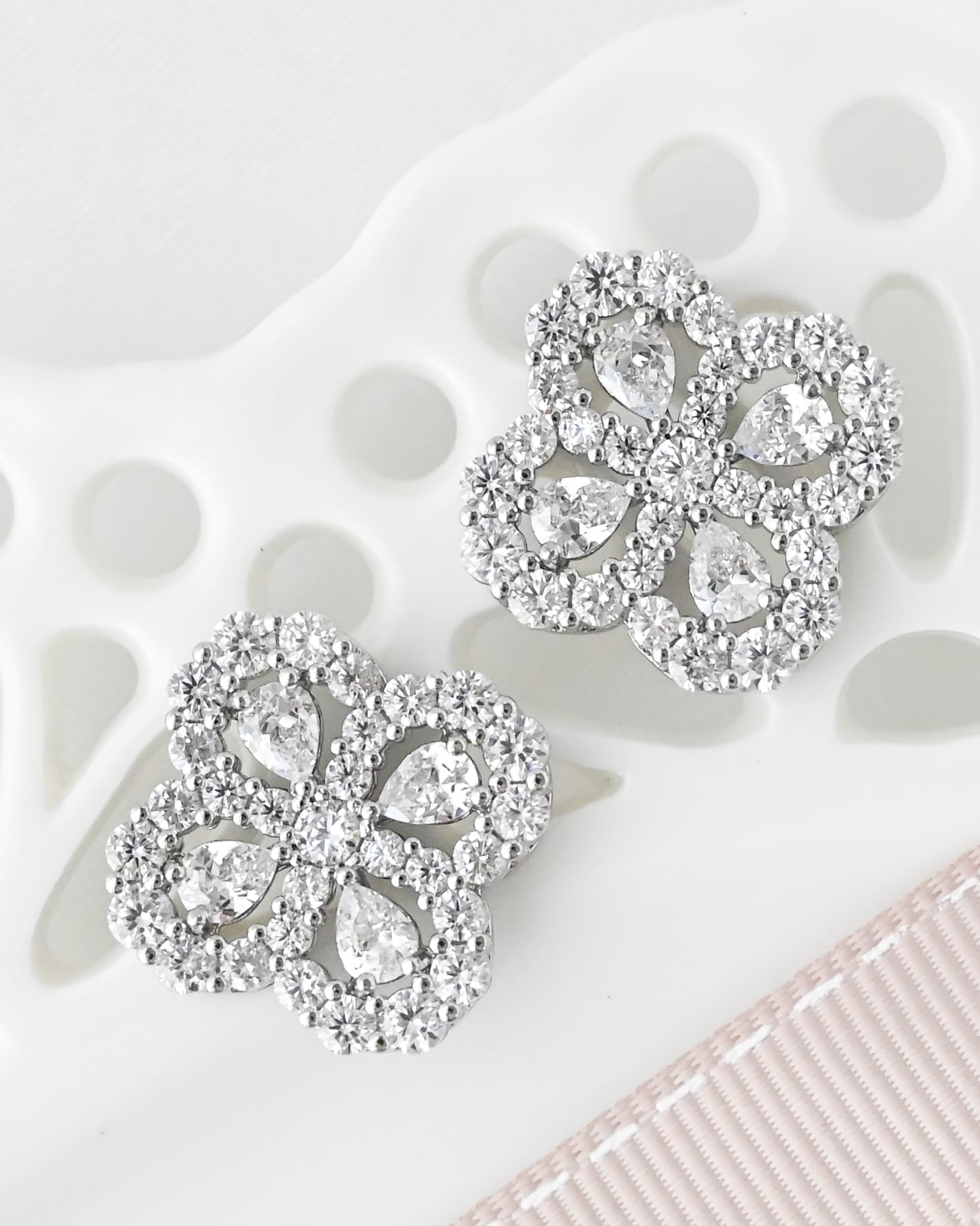 フラワー ビジュー ピアス/イヤリング【AE2604-21】