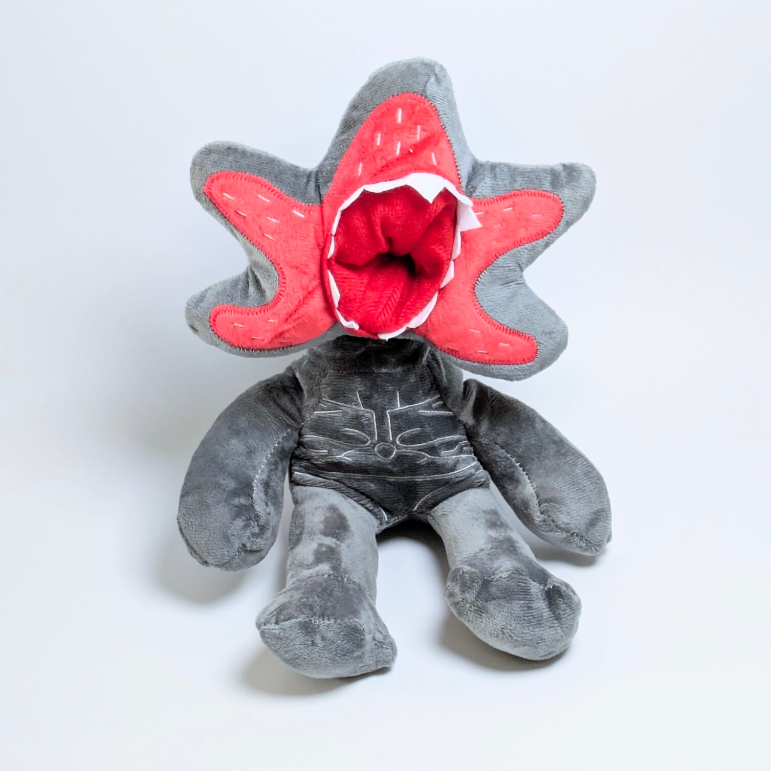 【 Stranger Things ( ストレンジャーシングス ) 】『デモゴルゴン』Plush Toy / プラッシュ / ぬいぐるみ 〚アメリカン雑貨 アメトイ〛