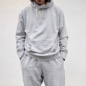 HATSKI  PULLOVER HOODED SWEAT 再入荷