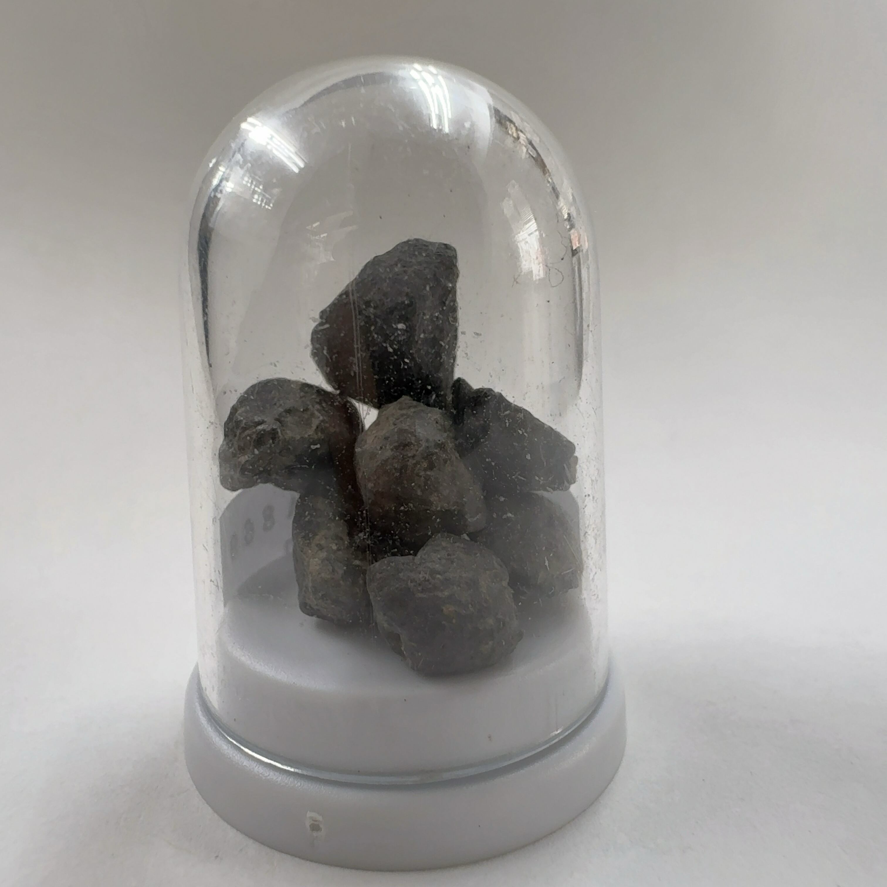 大型　宇宙パワー 不思議の石鉄隕石　アンティーク 時代物　約1263g 一点モノ 一点もの 宇宙 鉄隕石 ニッケル エネルギー