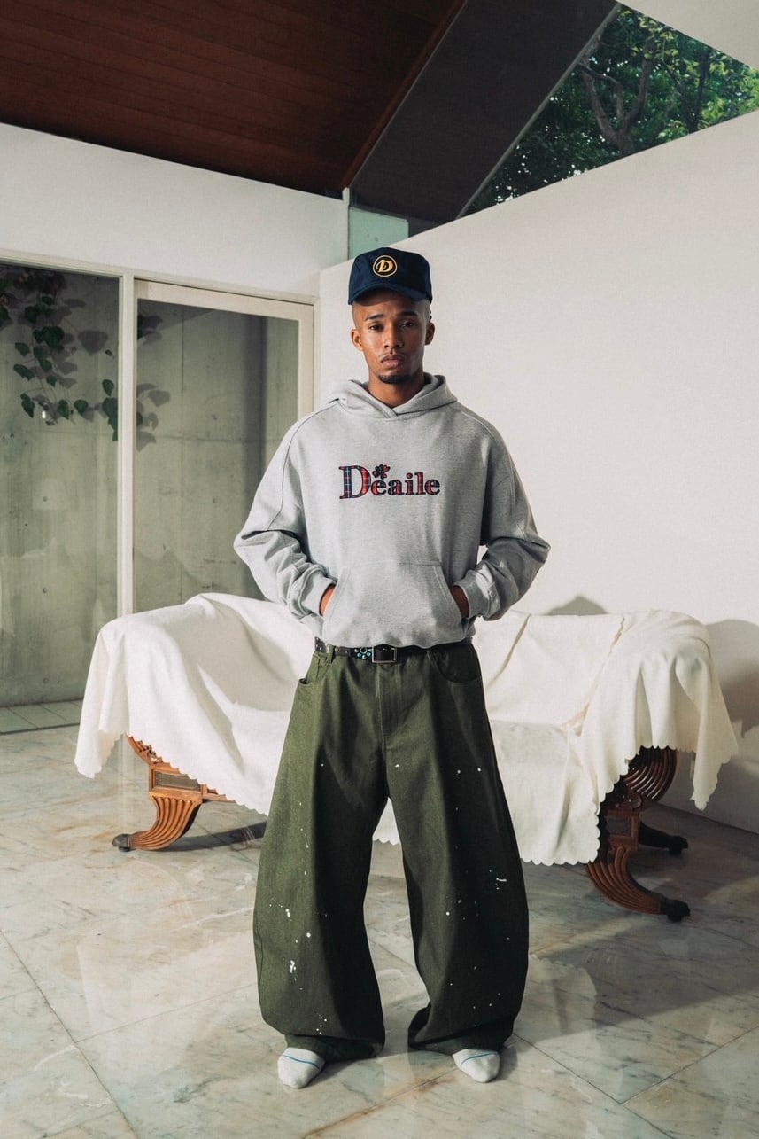Deaile Logo Check Hoodie | Deaile