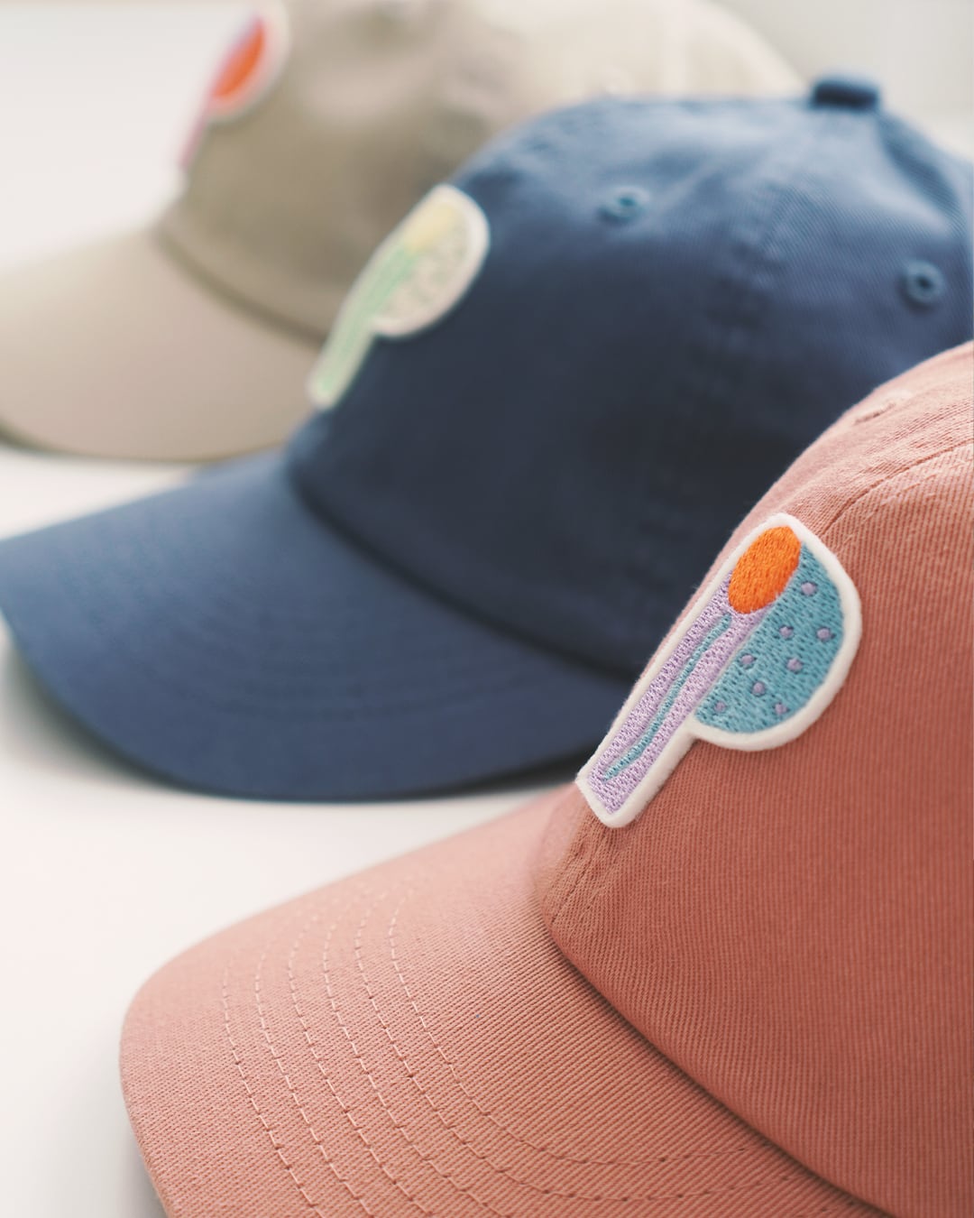 イニシャル刺繍CAP《cinnamon》 | POU ベビー・キッズ
