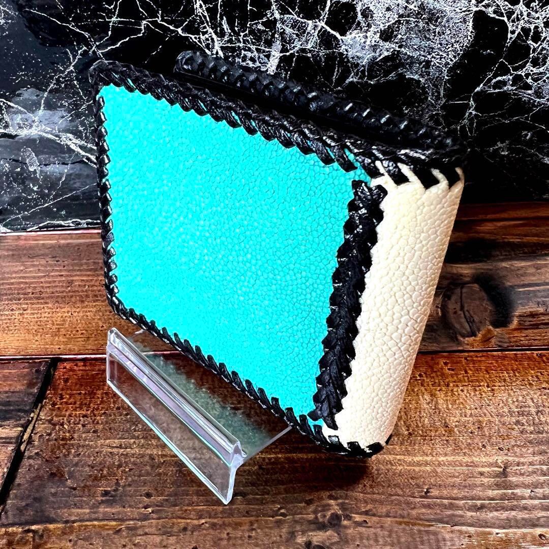 【新品】 スティングレイ2つ折財布 フラット加工 メンズ エイ革 スカイブルー