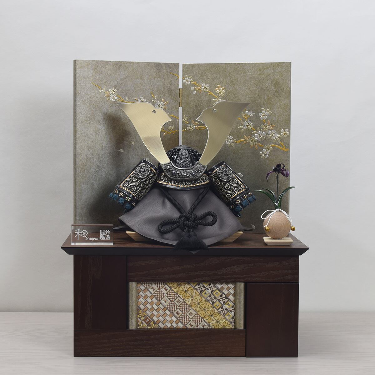 兜飾り【連】Ren|収納上手|おしゃれ|スタイリッシ|モダン|コンパクト|今どき|端午の節句|五月人形