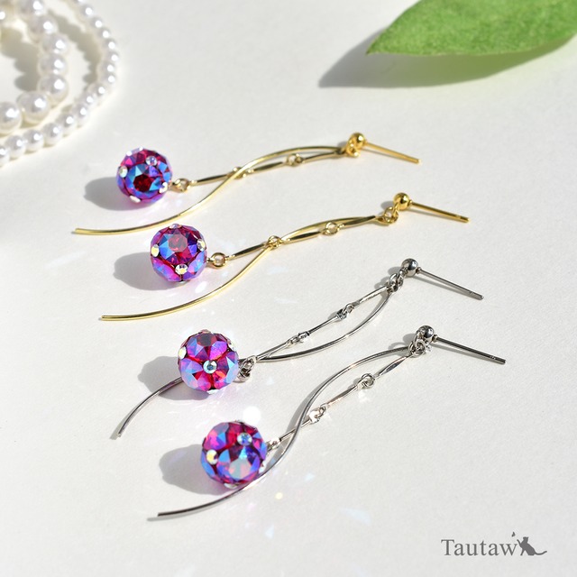 【ライトシャムシマー】球体ミラーボール ピアス／イヤリング（スワロフスキー社クリスタル使用）