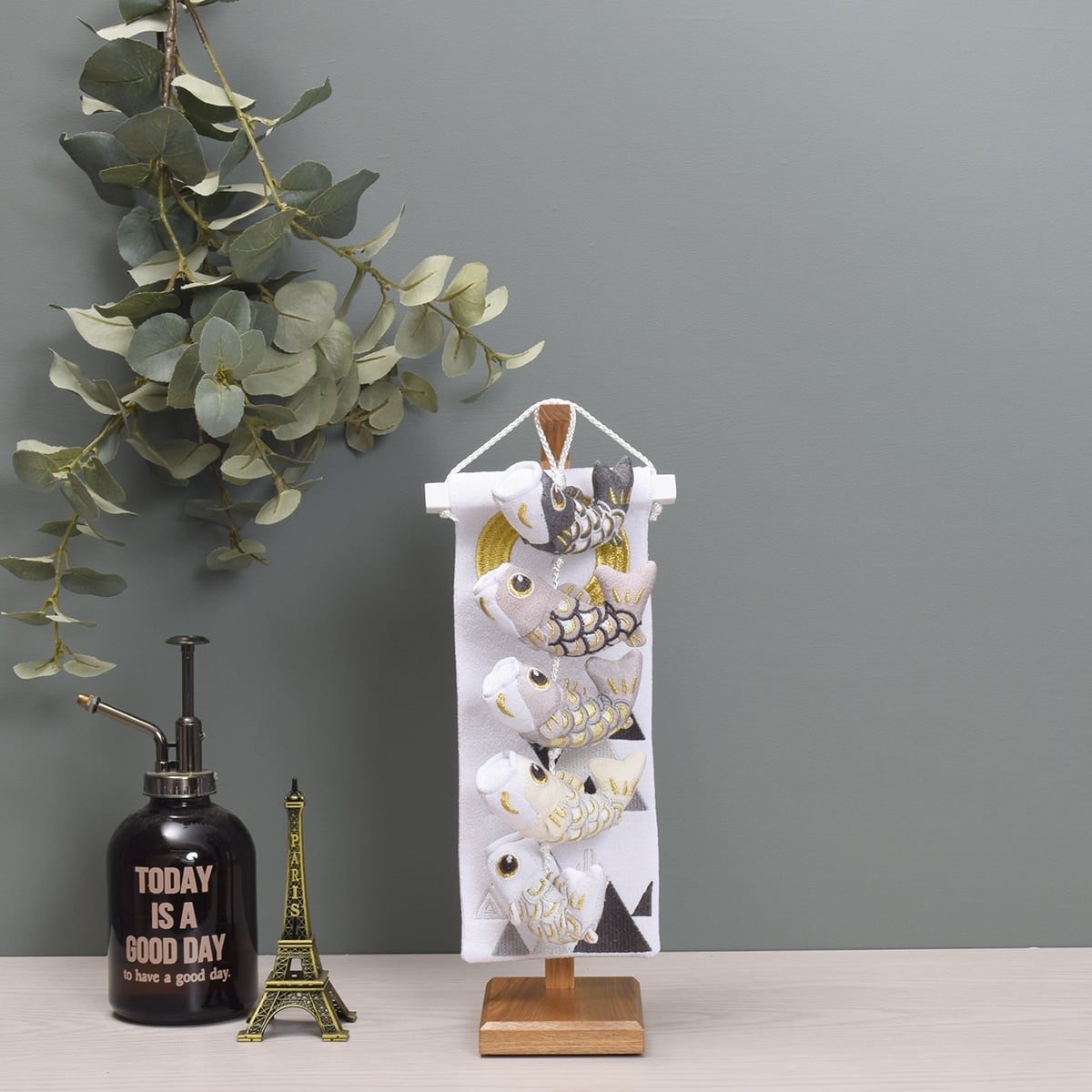 鯉のつるし飾り【ほのか鯉 GIN・特小】コンパクト|おしゃれ|モダン|今どき|スタイリッシュ|鯉のぼり|室内鯉