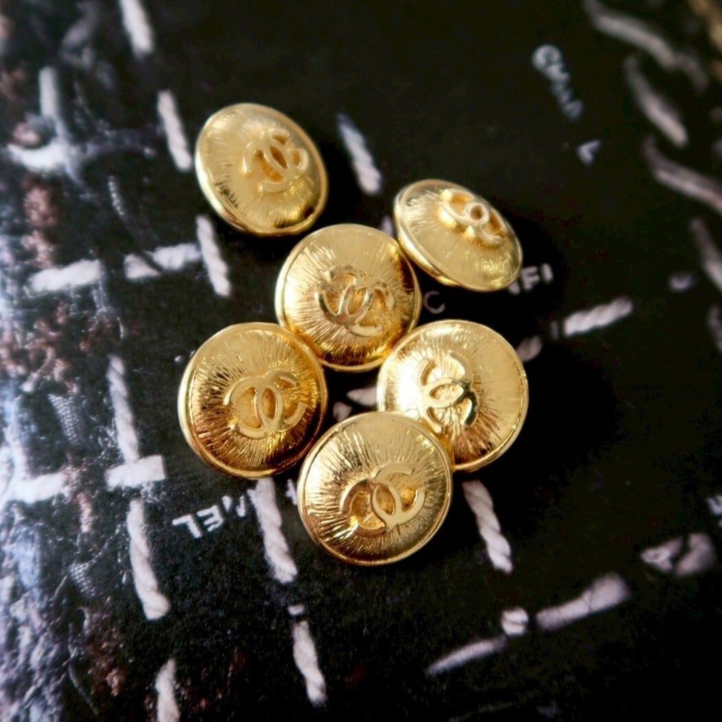 VINTAGE CHANEL BUTTON】 ゴールドフレーム ココマーク ボタン 17mm C