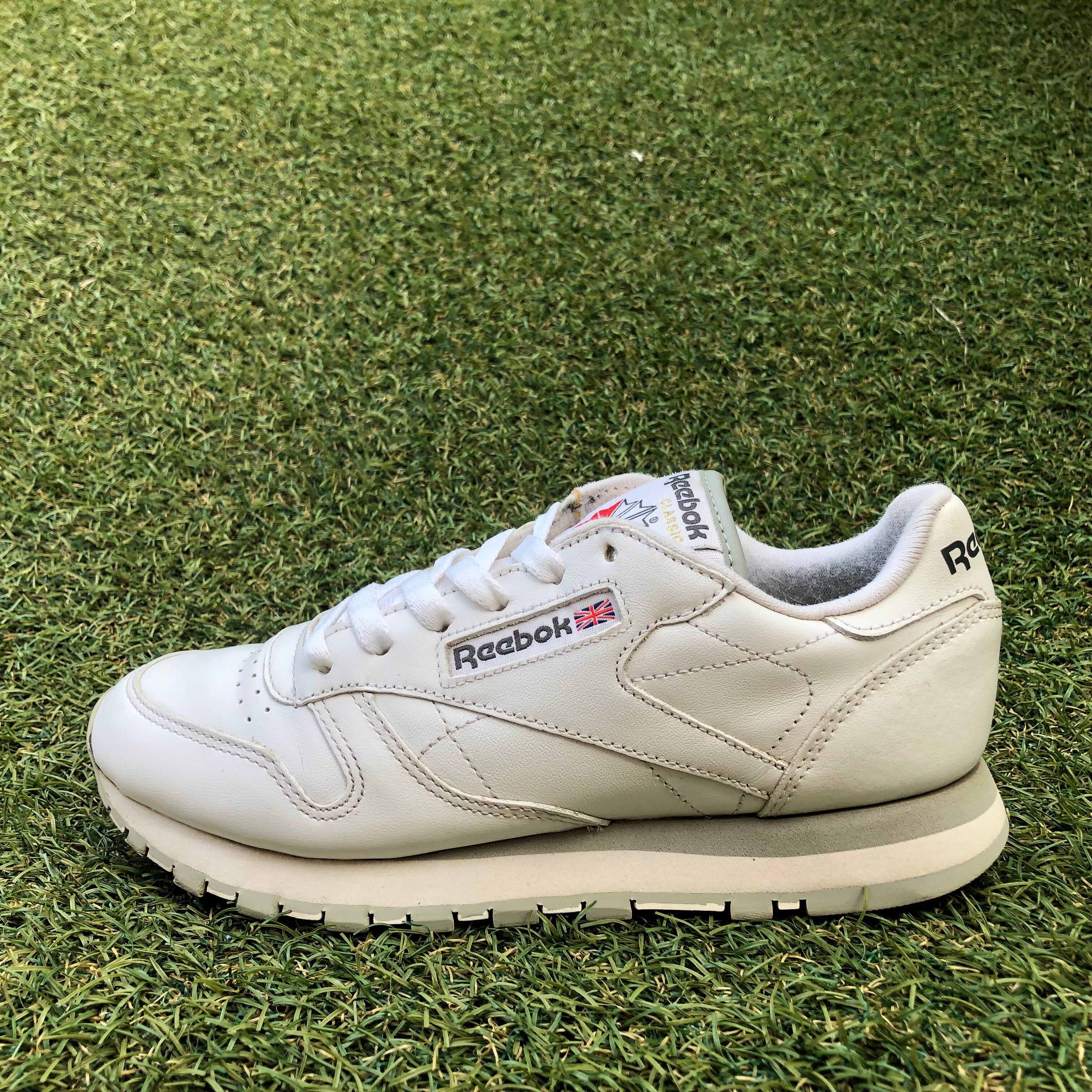 Reebok CLASSIC LEATHER リーボック クラシックレザー HB614