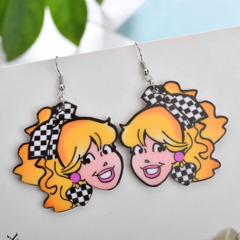 "Kelly" ”ケリー” ピアス イヤリング アメコミ