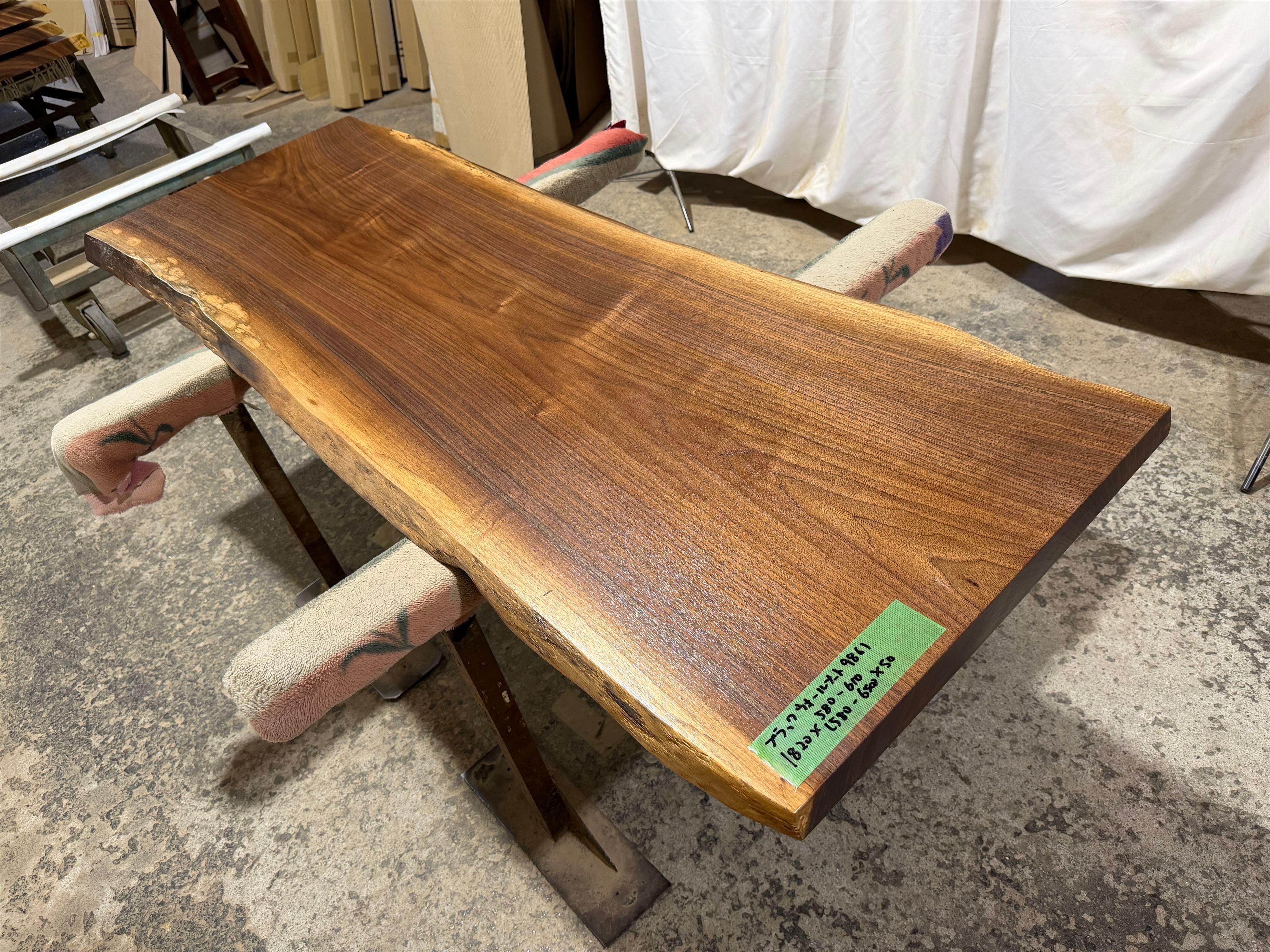 ブラックウォールナット9861 一枚板無垢 乾燥材 1820x580-610x50mm カウンター ローテーブル センターテーブル テーブル