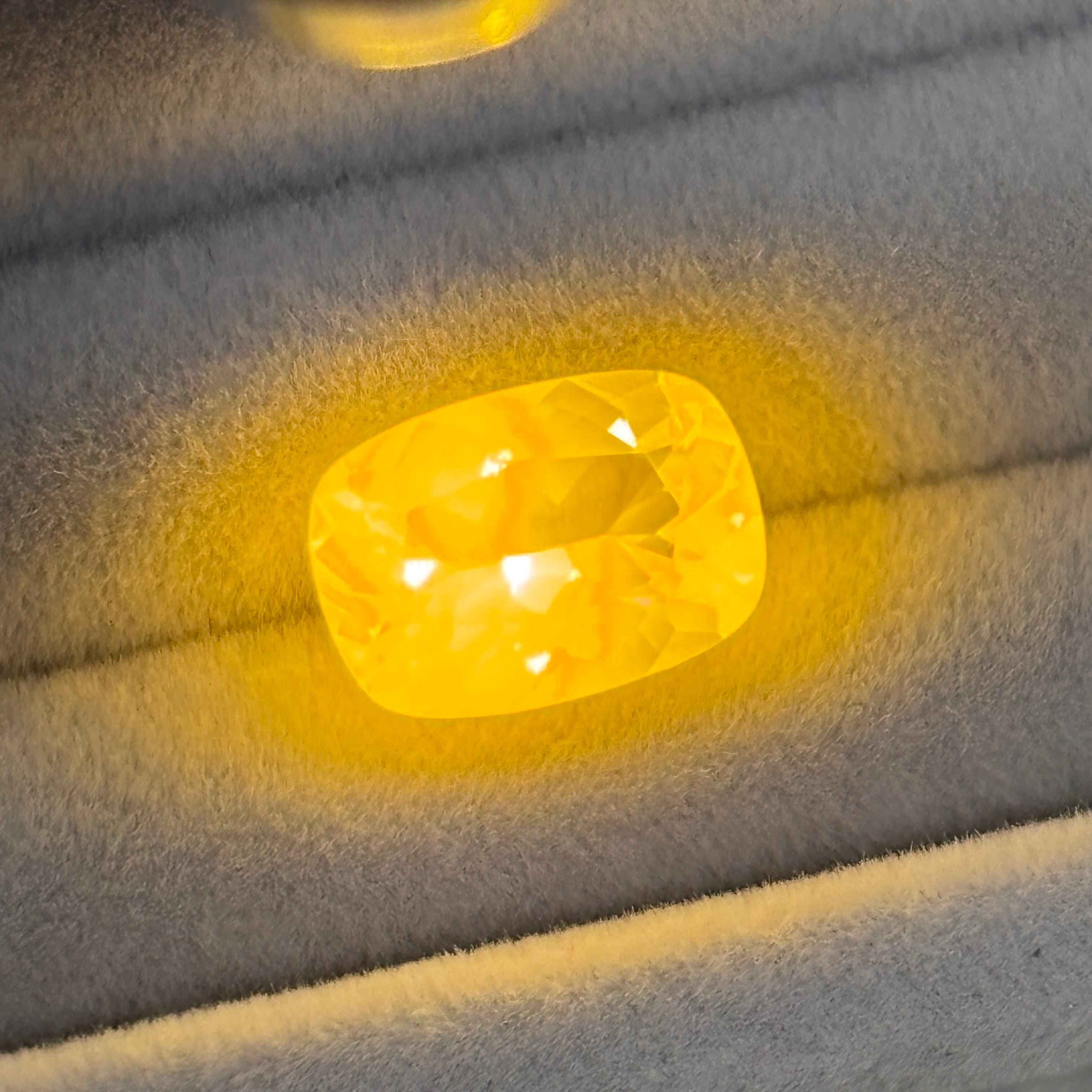 強蛍光】スキャポライト 1.65ct | EnMedel 〔 宝石ルース・ジュエリー