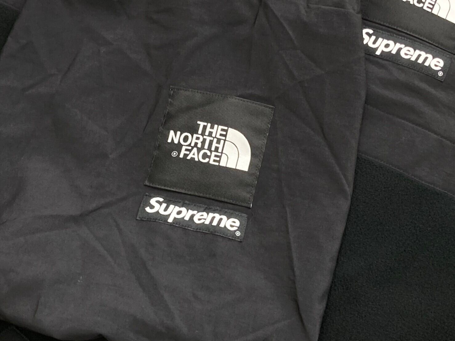 Supreme 見極める TNF Arc Logo Denali Blanket 黒