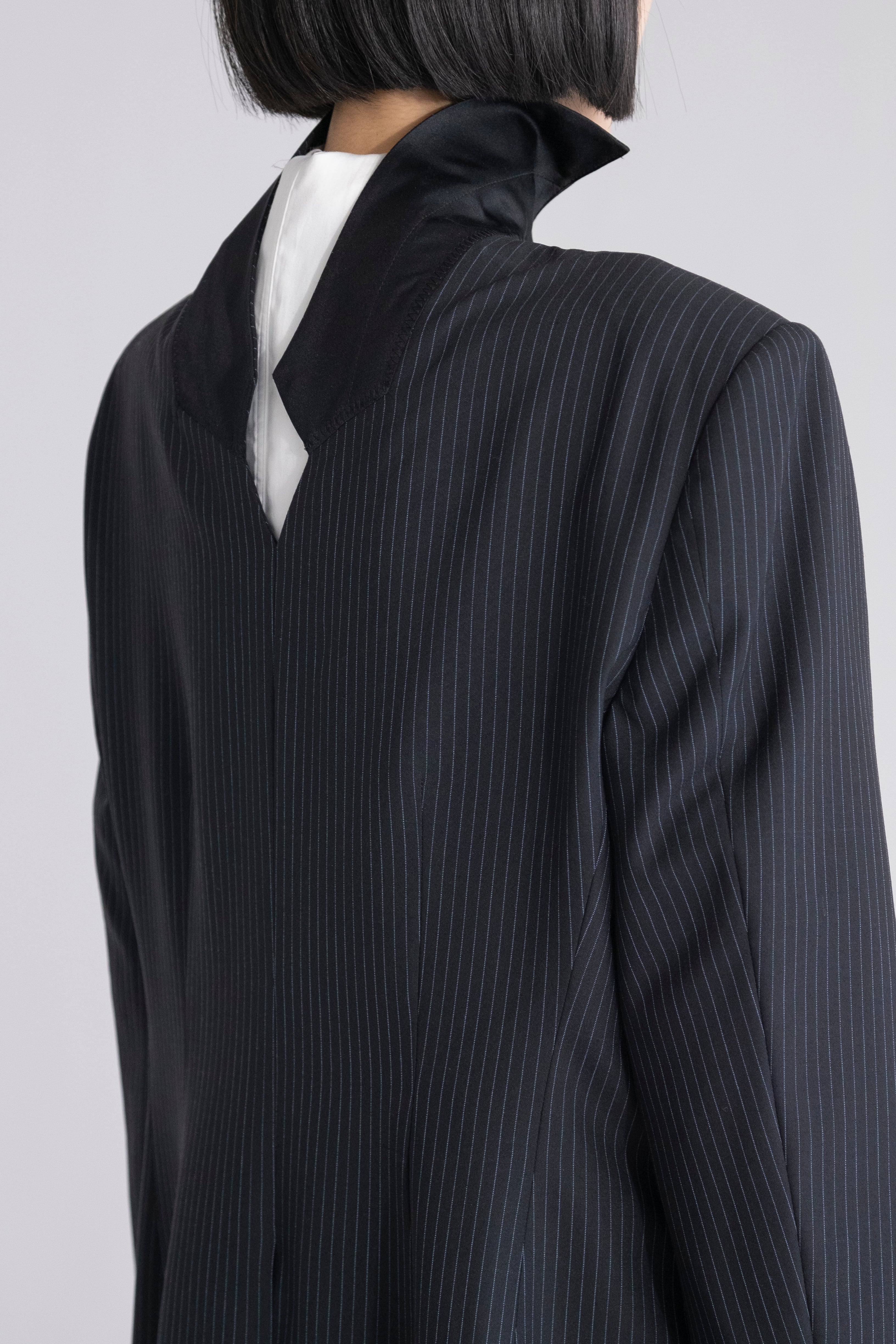 Back Collar Tailor Long Jacket | KEISUKEYOSHIDA