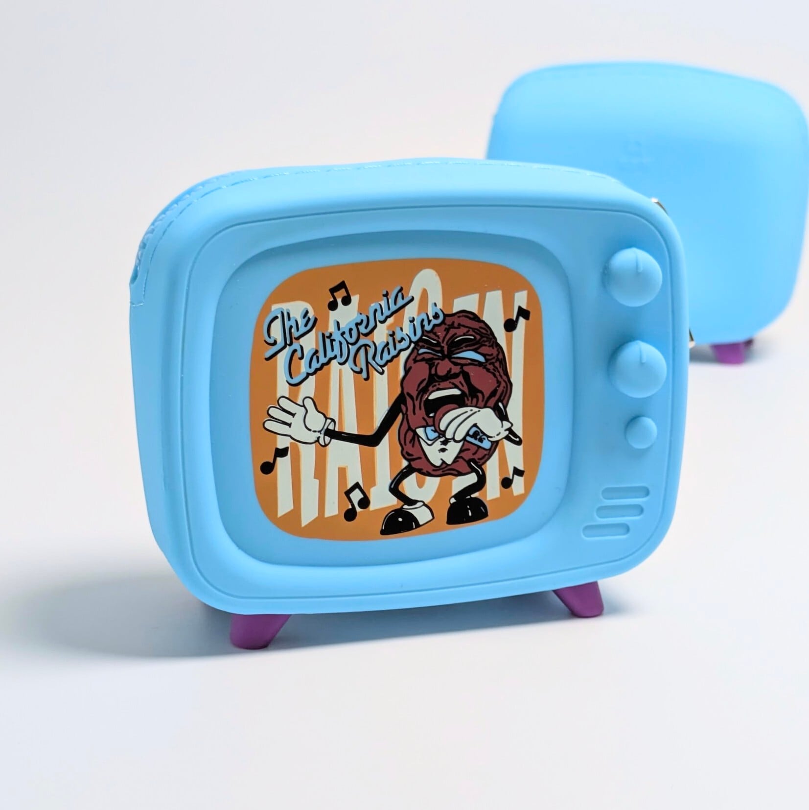 【 California Raisins( カリフォルニアレーズン ) 】SILICONE POUCH ( シリコーンポーチ ) TV / テレビ型 / 小物入れ / コインケース / コスメポーチ 〚アメリカン雑貨 アメトイ〛
