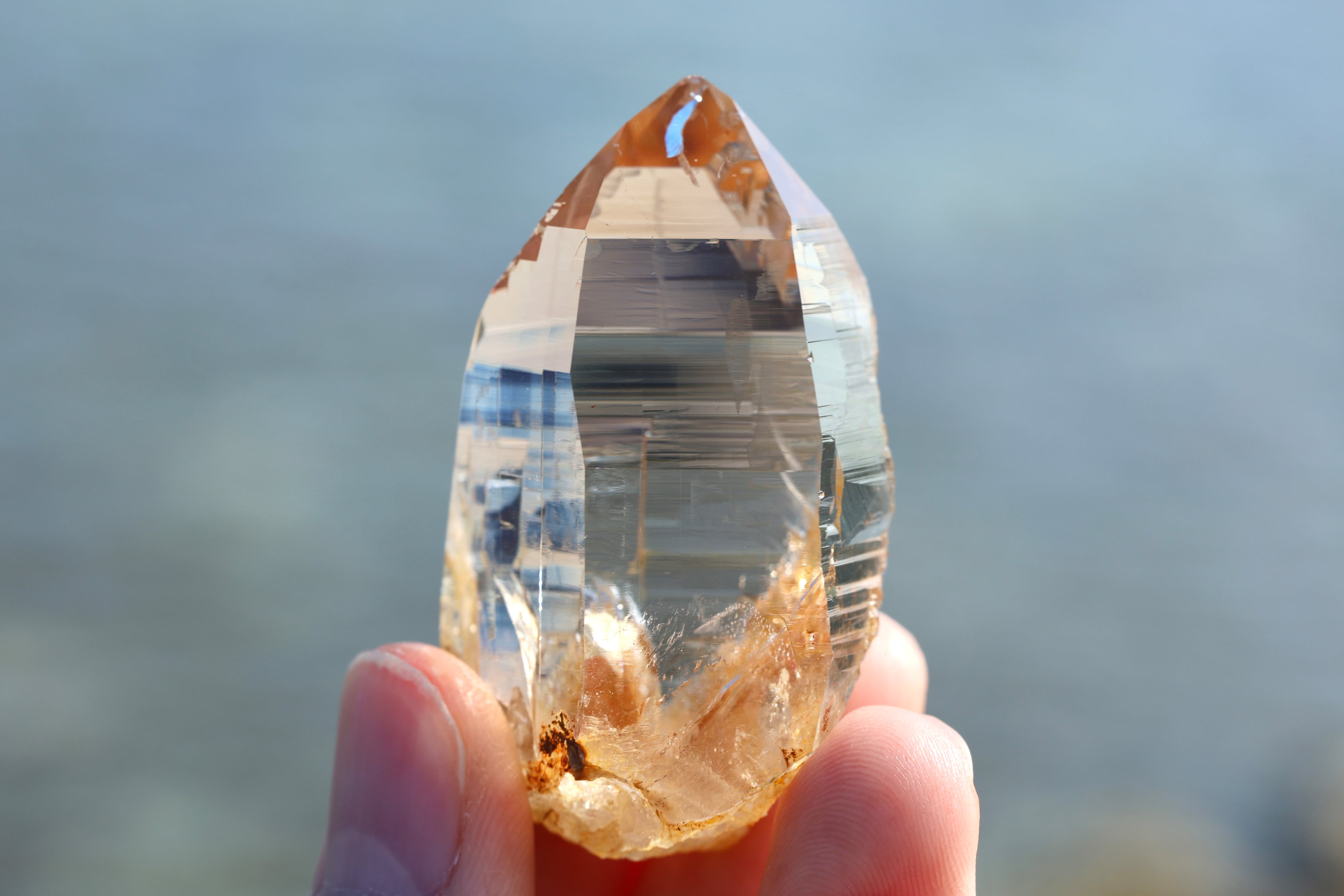 ヒマラヤ水晶 ガネーシュヒマール産 | 石垣島の夜光貝アクセサリーと