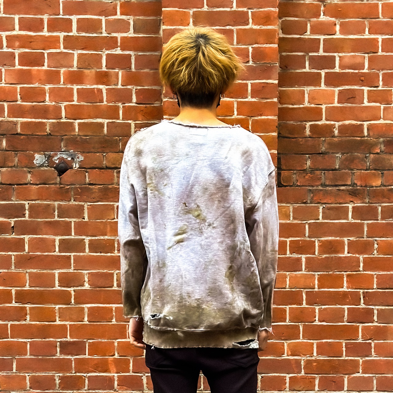 UNFINISHED GO OUT OF FASHION24123