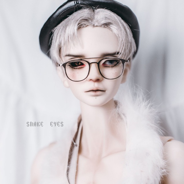 BJD人形用アクセサリー ★眼鏡  日常めがね  丸型 銀色/黒色　glasses SD/70cmサイズ人形用　snakeeye