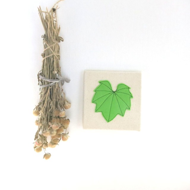 フェルト へちまの葉っぱのファブリックパネル Hanakirinn