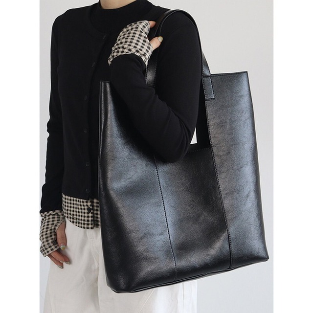 square shoulder bag　10922