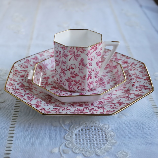 【WEDGWOOD】1800年代製 デミタス用トリオ