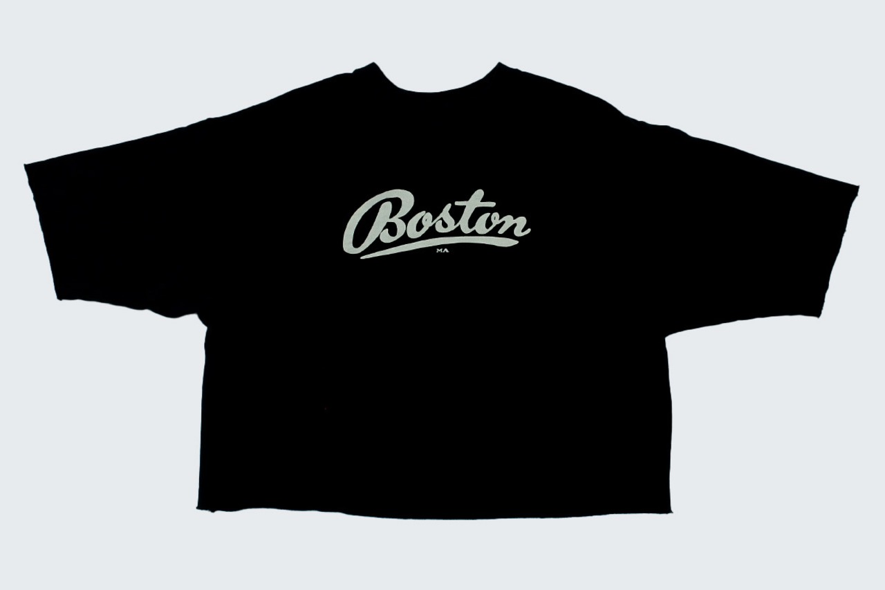 ［bibmilk］カットオフクルーネックスウェット“BOSTON” レディス