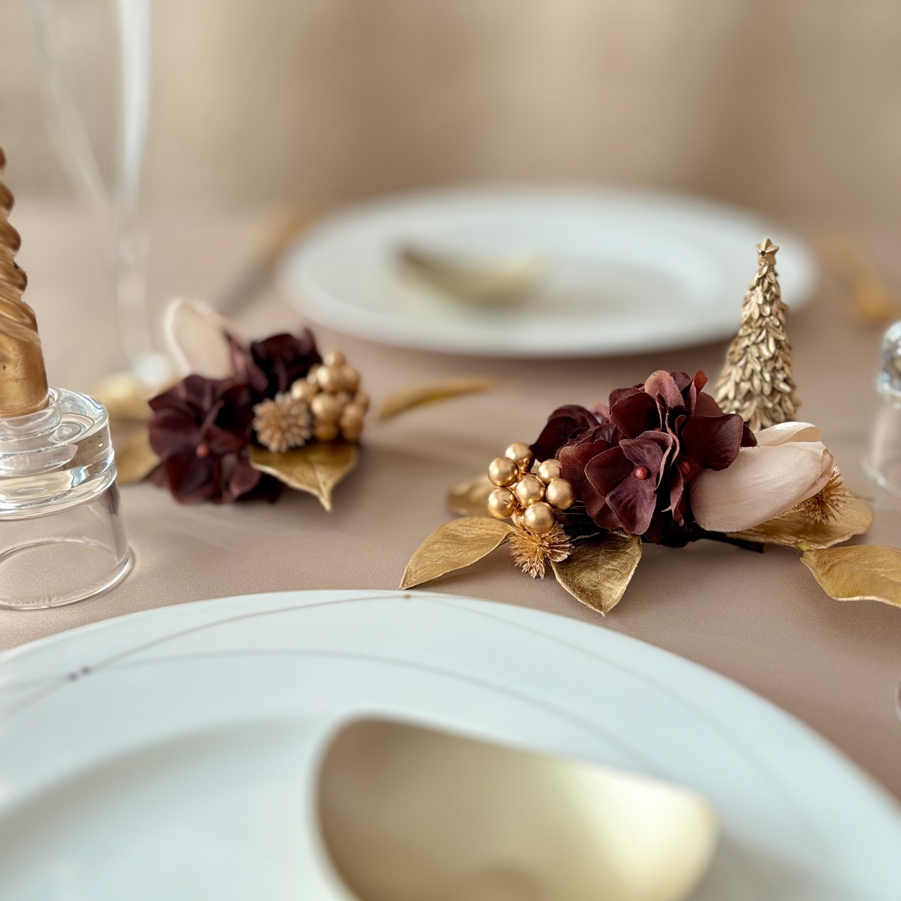 三日月のコサージュ ― 冬物語 | Lunar Corsage — A Winter’s Tale