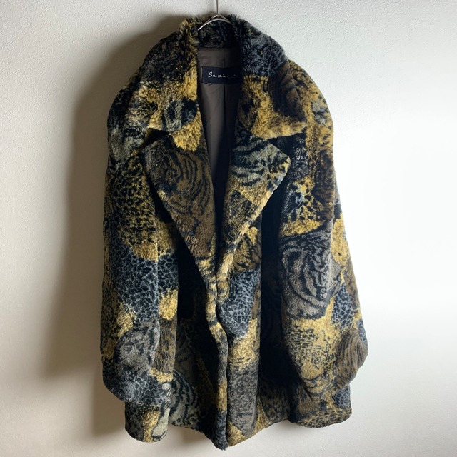 ~"fur coat" animal~