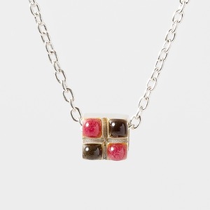 SAIKORO red & brown -necklace-