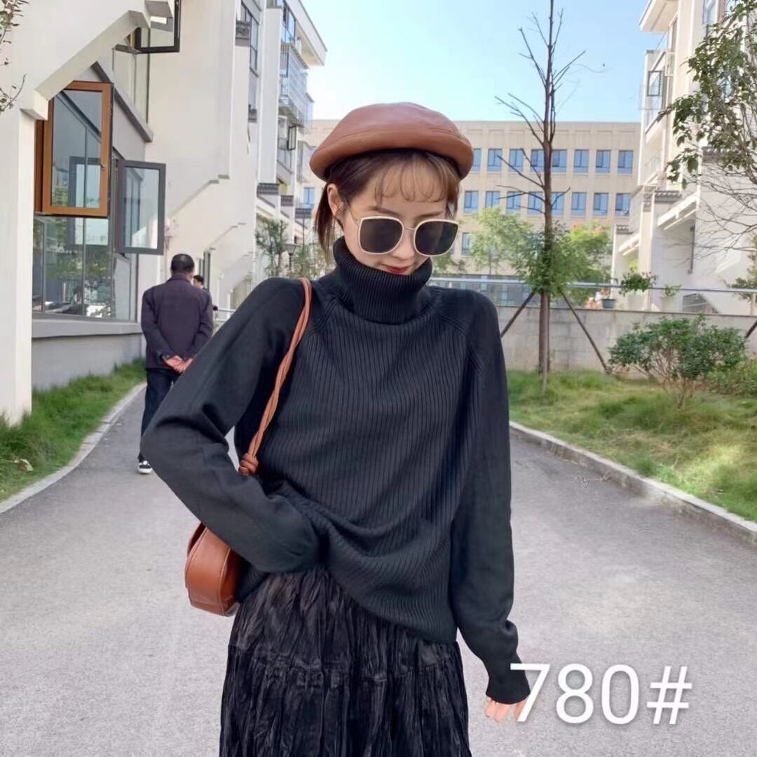 ラグラン切り替え タートルニット　AJ111-780