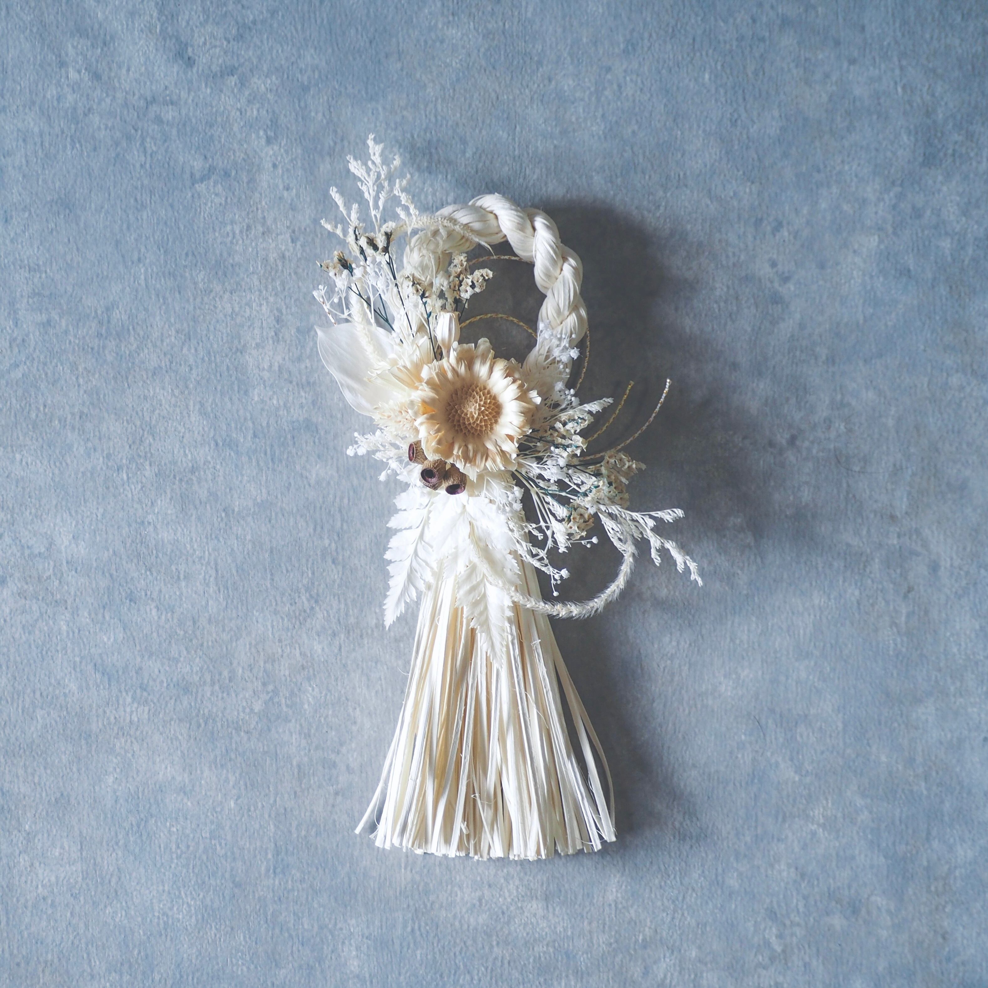 ホワイト しめ縄 ラタンしめ縄 縦長スワッグ