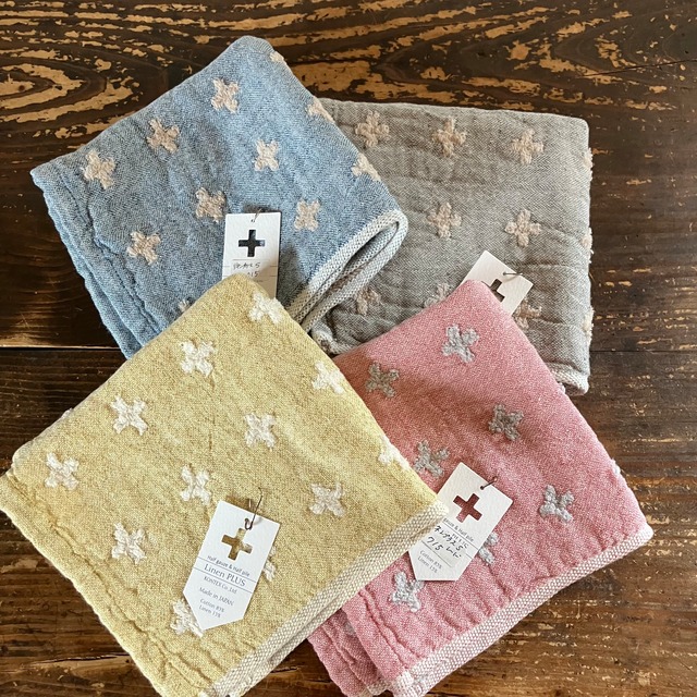 北欧調のクロスモチーフ＆裏見てキュン♡ リネンプラス　ハンドタオル　kontex
