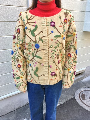 【WARM MARKET】ペルー手編みニット・花柄カーディガン（wool)