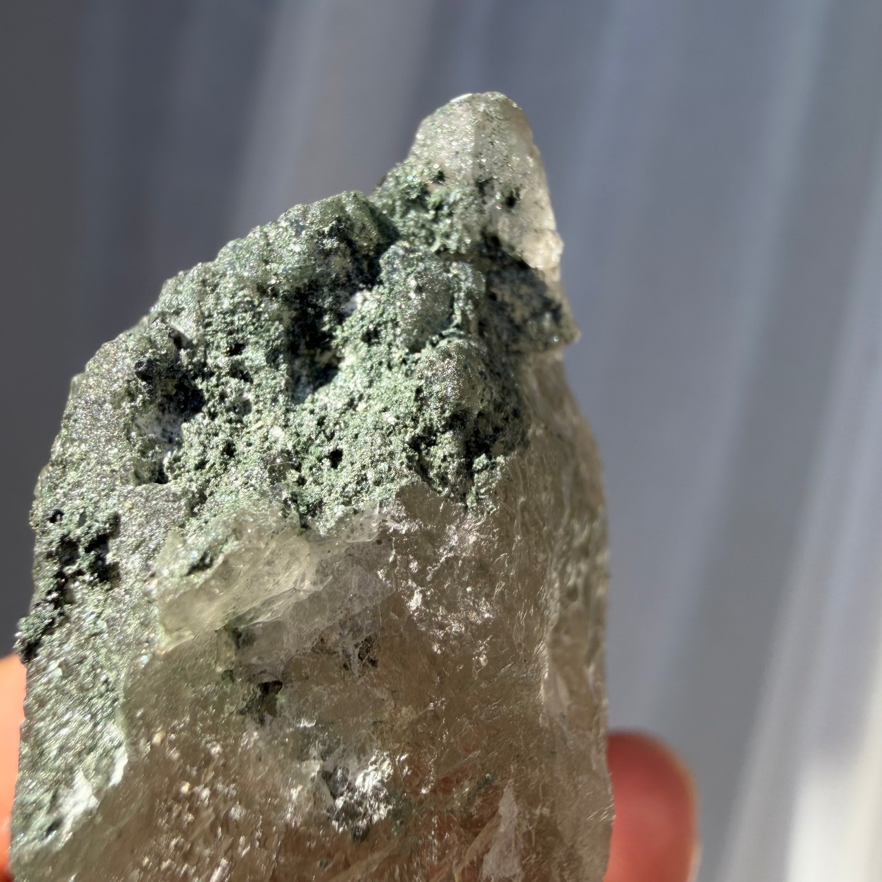 ヒマラヤ水晶 マニハール産 DT 20151204 原石 クローライト クォーツ 緑泥付き 高透明度 レアクリスタル