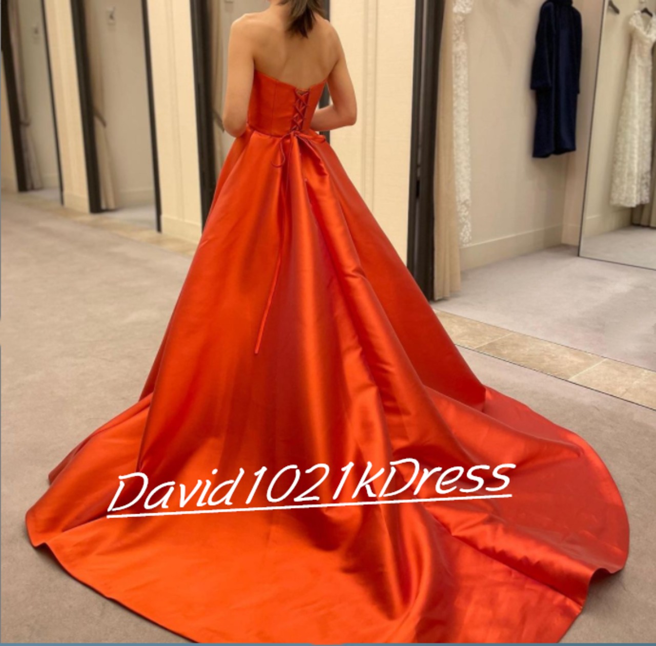 カラードレス オレンジ ベアトップ トレーン ロケ撮 結婚式