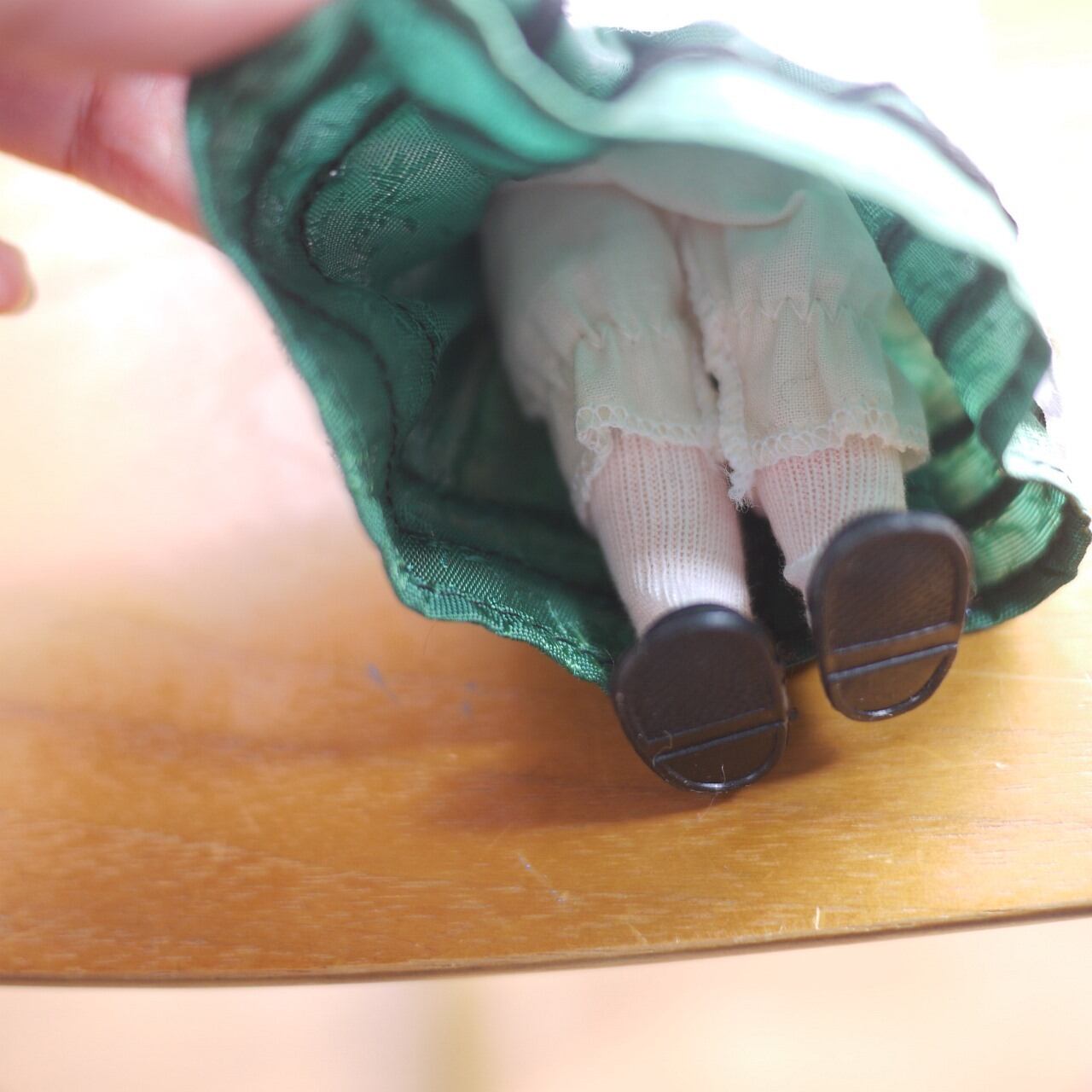 民族衣装のお人形 緑の帽子 ドイツ | こりすのパン屋Base店 （世界の