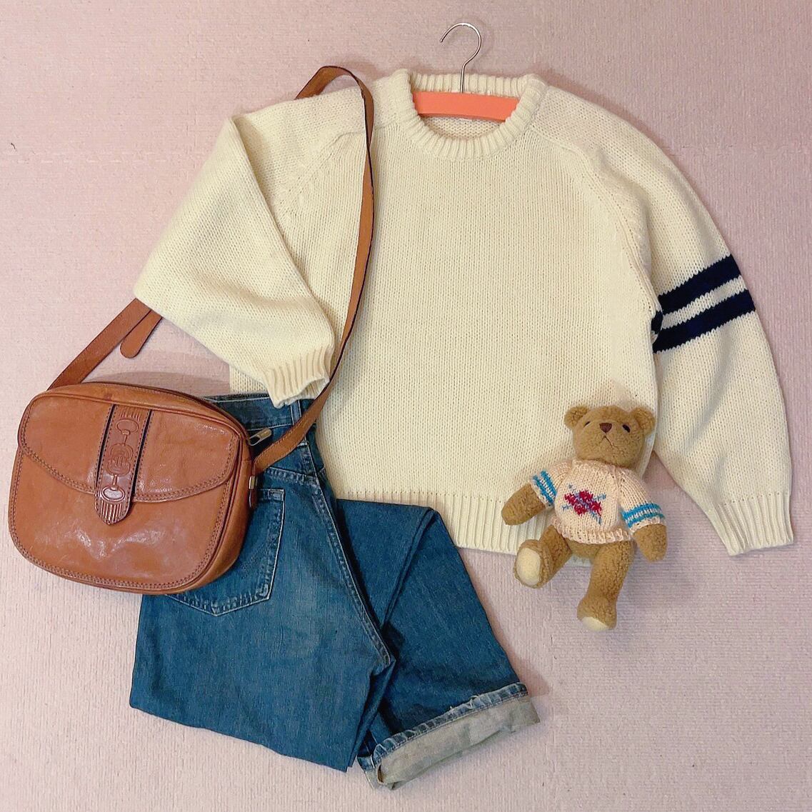 navy double line crew neck sweater