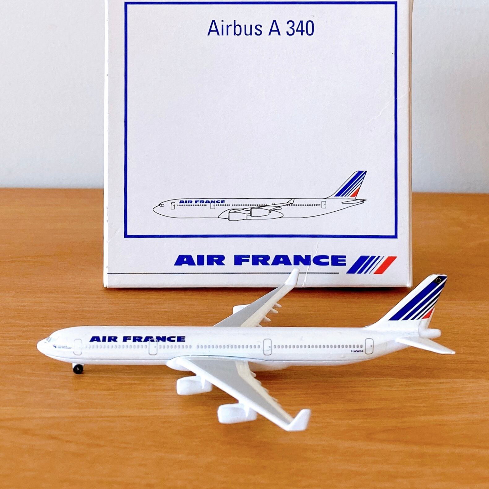 AIR FRANCE エールフランス ダイキャスト モデル Airbus A 340 | ぽわ
