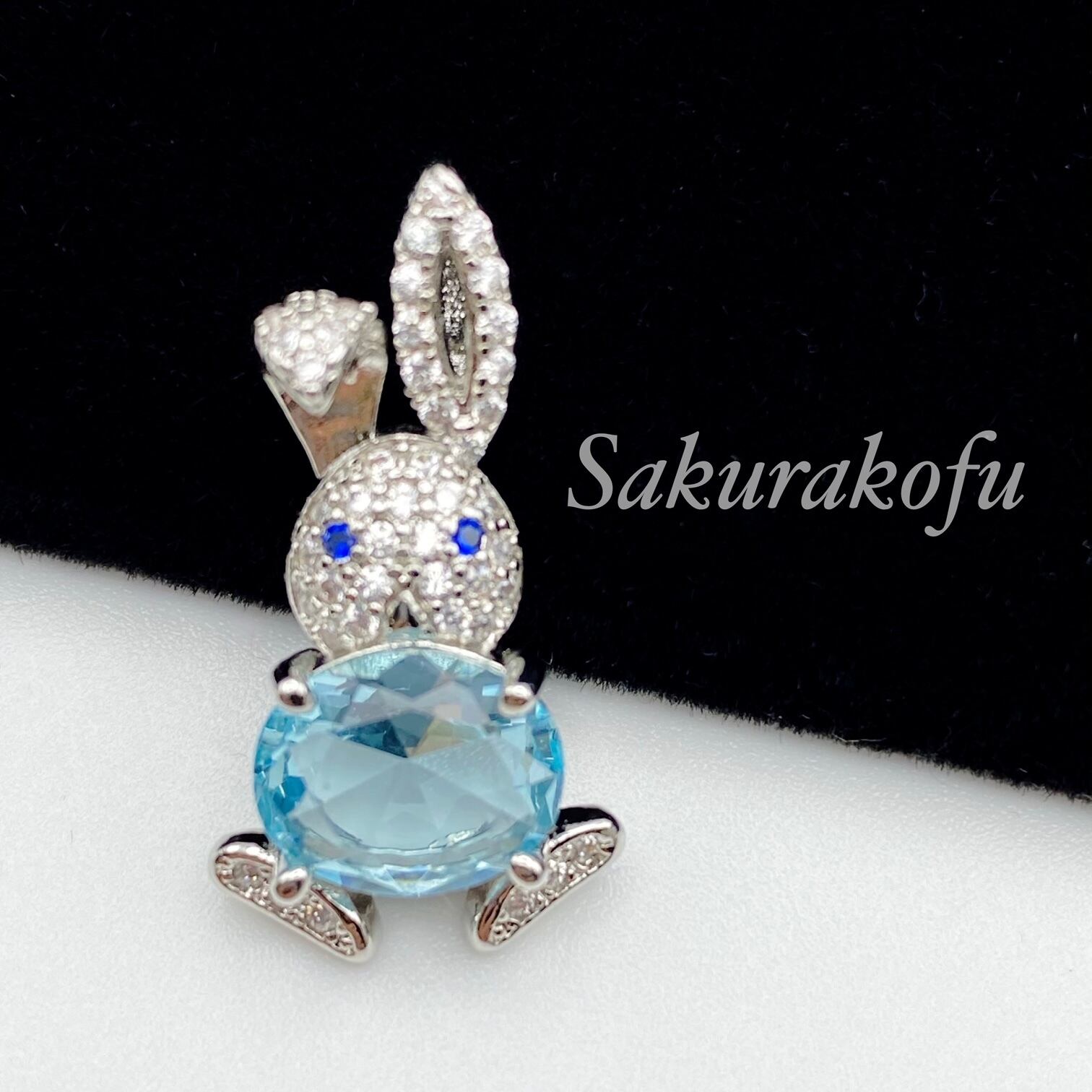 D143 送料無料 人気デザイン アクアマリン ジルコニア かわいい うさぎ デザイン ペンダントトップ