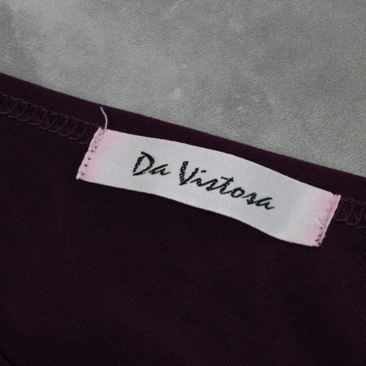 社交ダンス 衣装 スタンダード ドレス ワンピース レッスンウェア パーティドレス Da Vistosa ドニャヴィストーサ 紫 パープル系 ステージ衣装 光沢 シンプル エレガント 大人 フリル 装飾 ストレッチ 文化祭 舞台 演出用 ダンス衣装 レディース 女性用 おしゃれ 通気性 上品 ルースフィット 市販 楽ちん ダンスレッスン