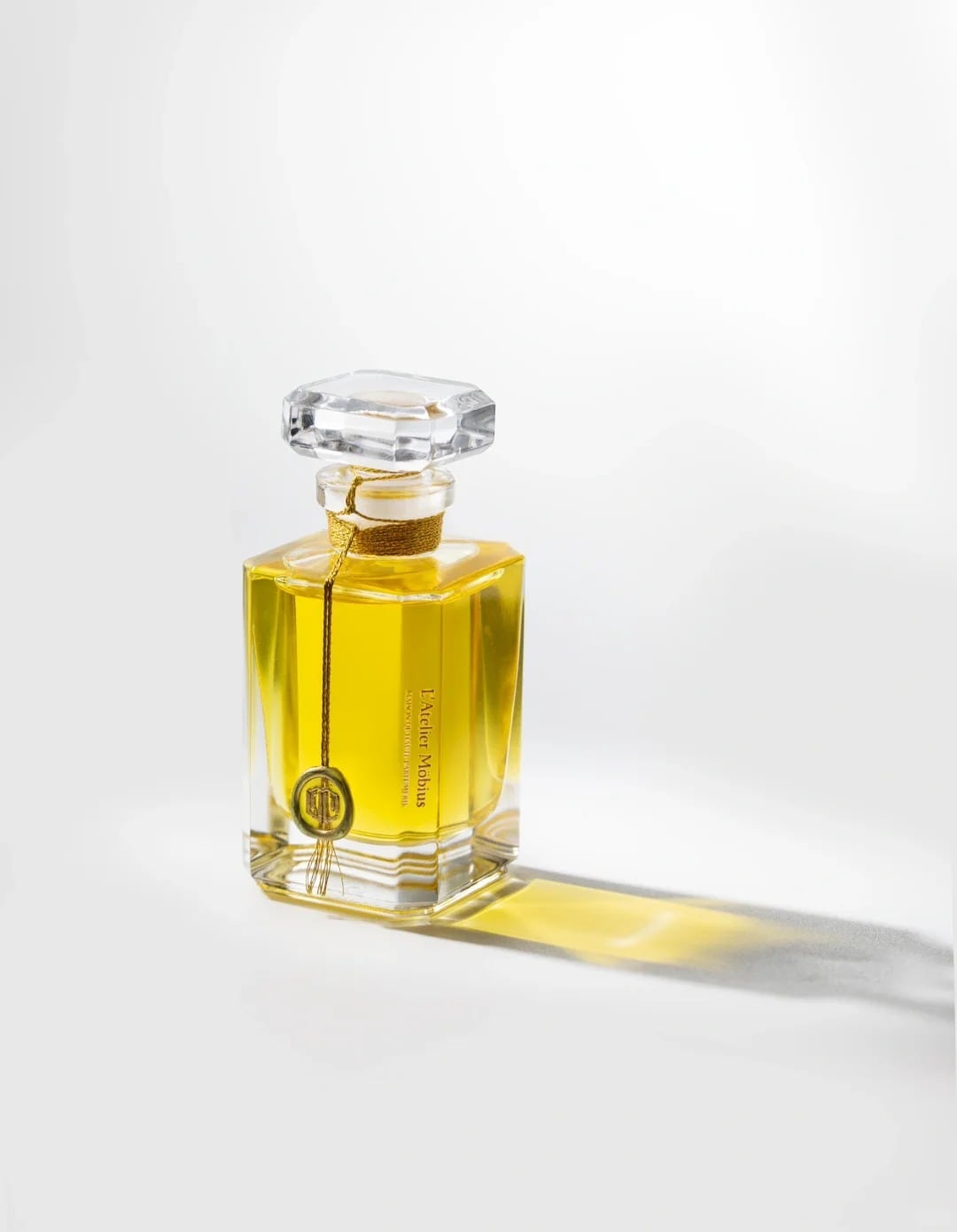 【MOBIUS FRAGRANCES】APHRODITE　3ml MOBIUS FRAGRANCES】APHRODITE 30mL | 香跡万里KOUSEKIBANRI