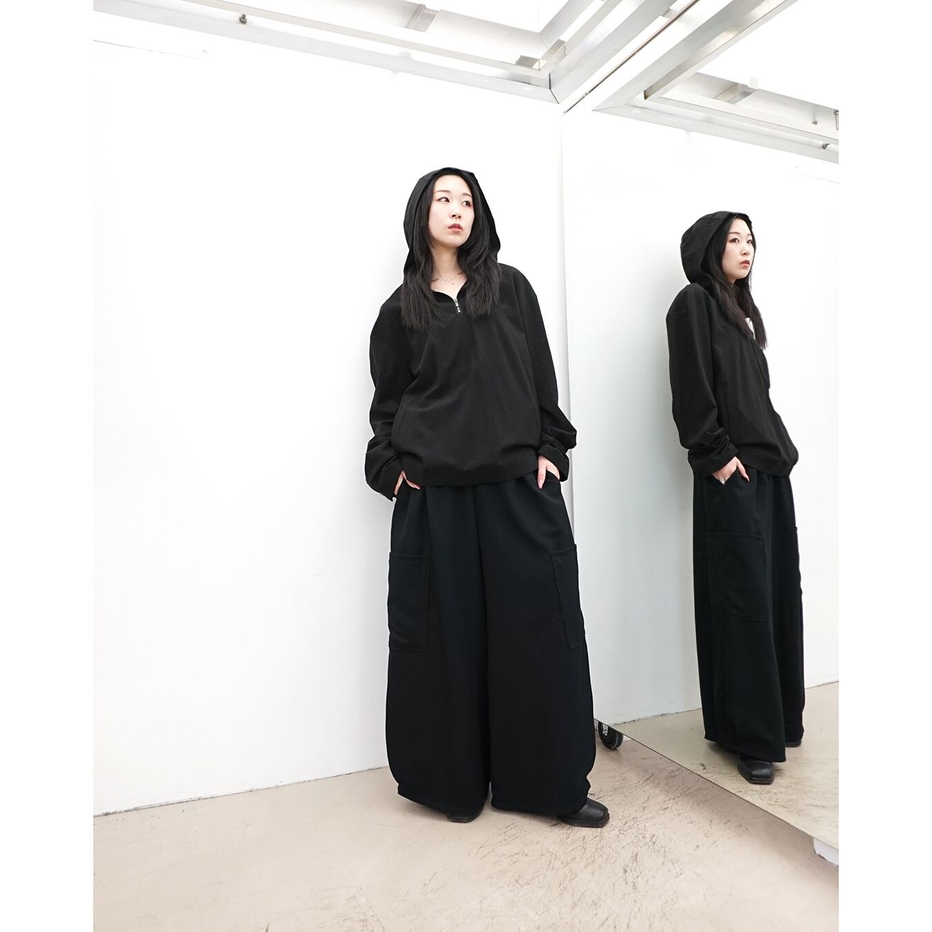ググググ kujaku] (クジャク) P-579 wide easy cargo pants | Clique Tokyo