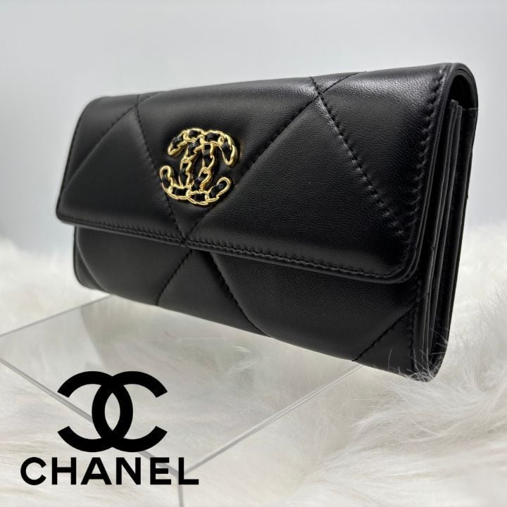 ✨美品✨CHANEL ボーイシャネル マトラッセ パテントレザー 長財布 (黒