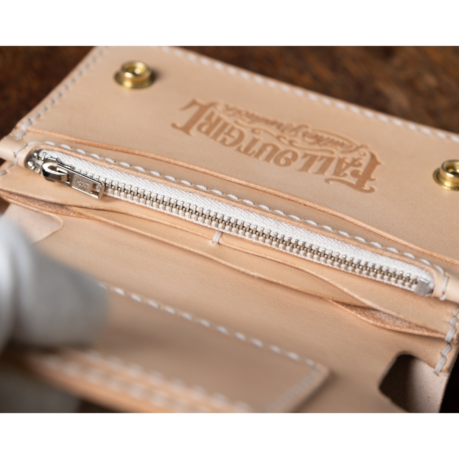 M-TRUCKER T-5 Bi-Fold Natural | FALL OUT GIRL