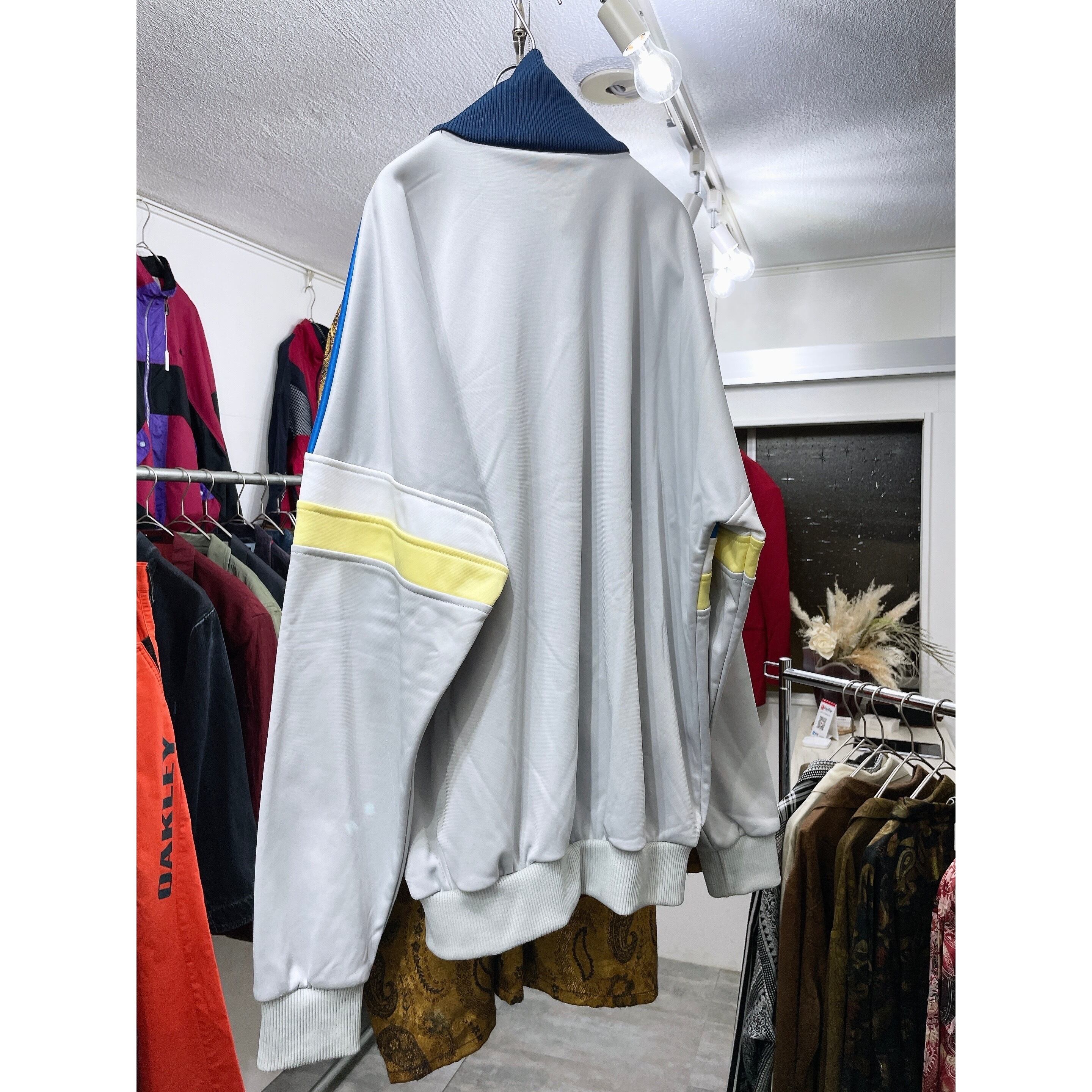 1980-90s old puma multi color switching panel design track jacket